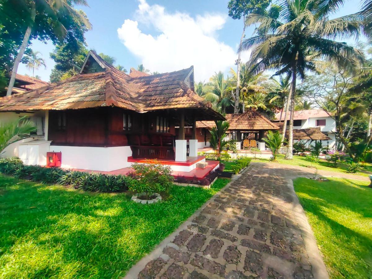 The Travancore Heritage Beach Resort Ковалам Екстериор снимка