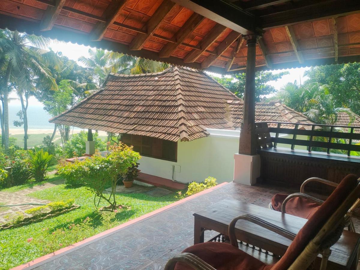 The Travancore Heritage Beach Resort Ковалам Екстериор снимка