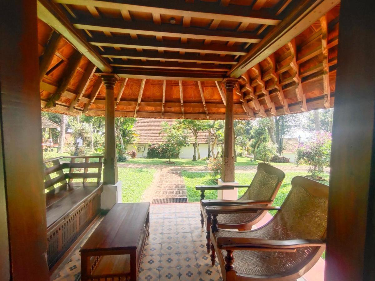 The Travancore Heritage Beach Resort Ковалам Екстериор снимка