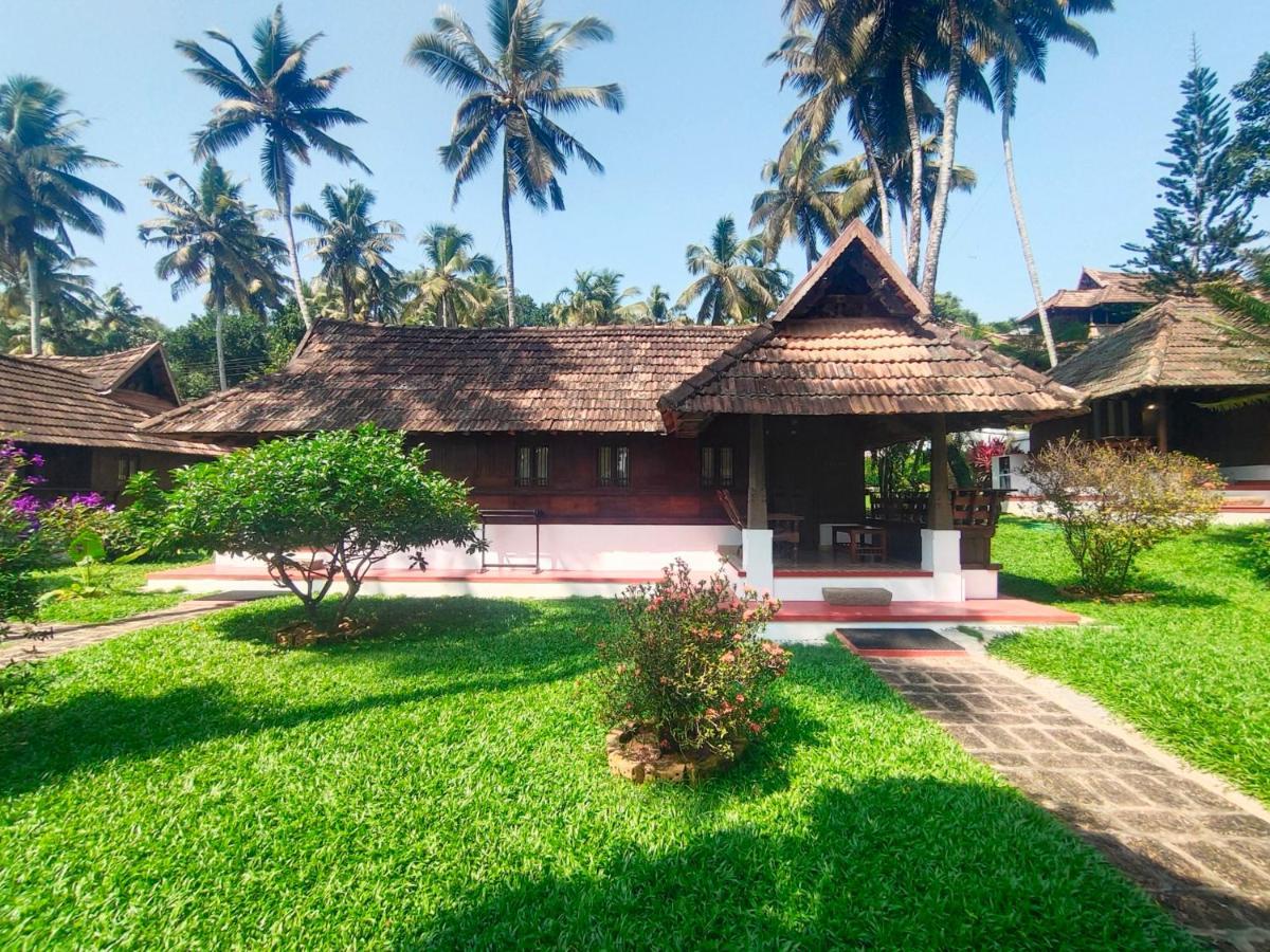 The Travancore Heritage Beach Resort Ковалам Екстериор снимка