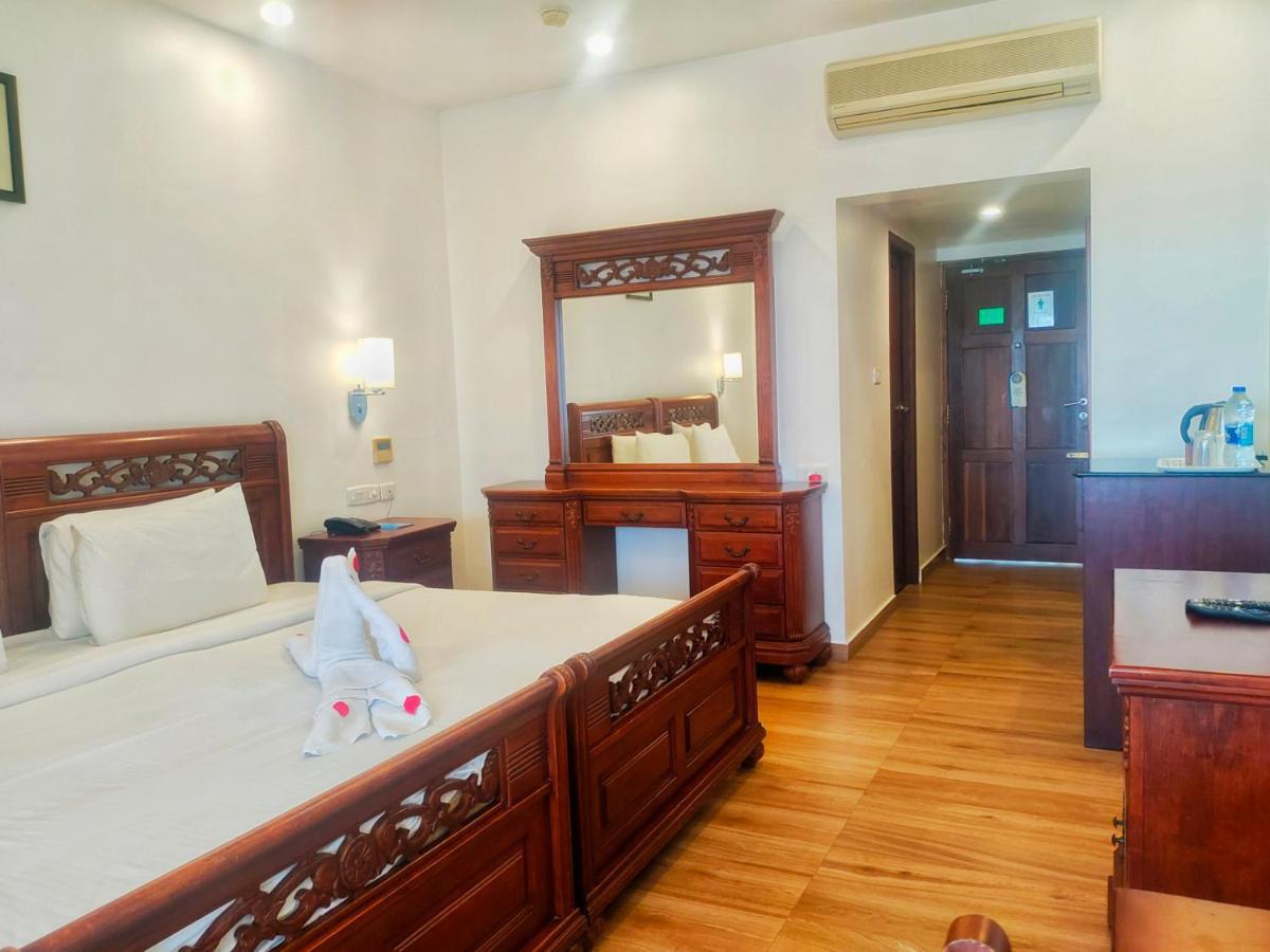 The Travancore Heritage Beach Resort Ковалам Екстериор снимка