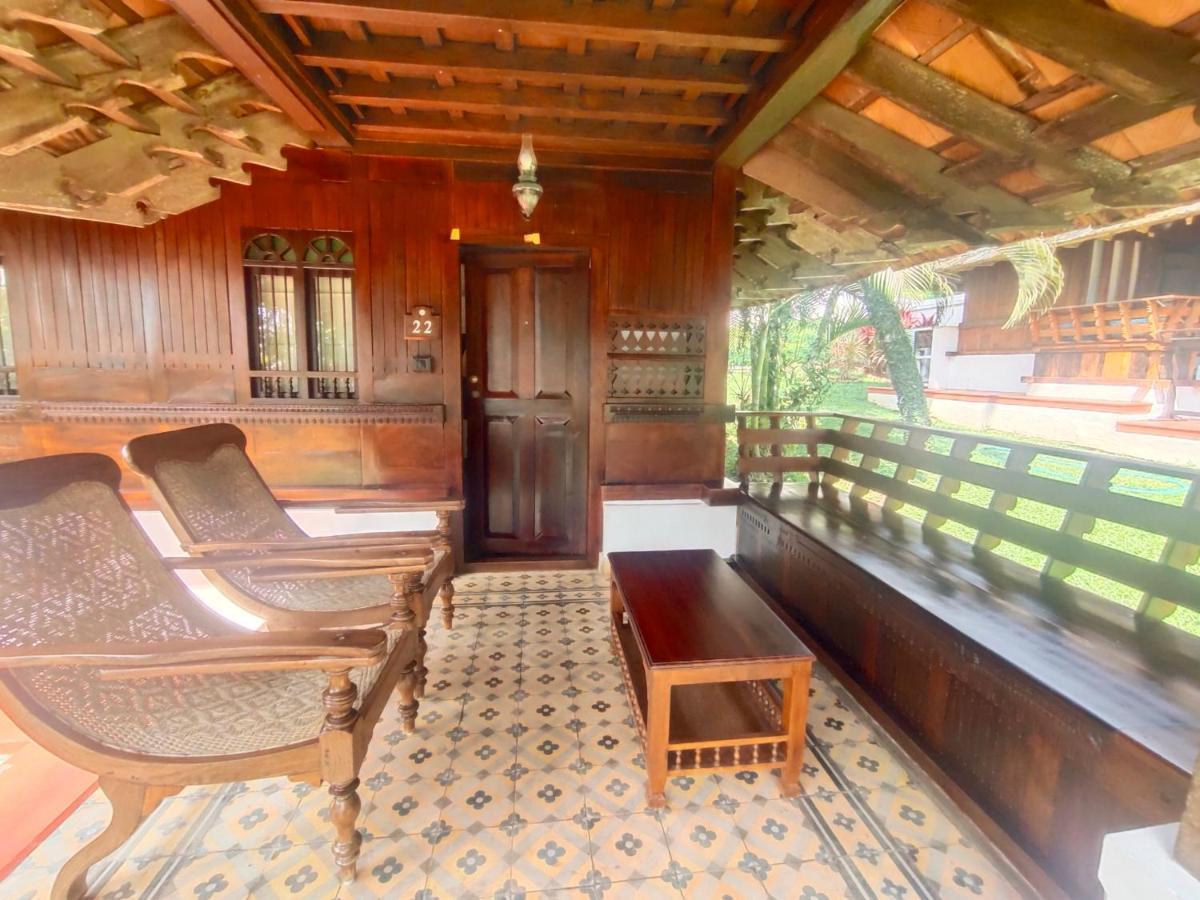The Travancore Heritage Beach Resort Ковалам Екстериор снимка